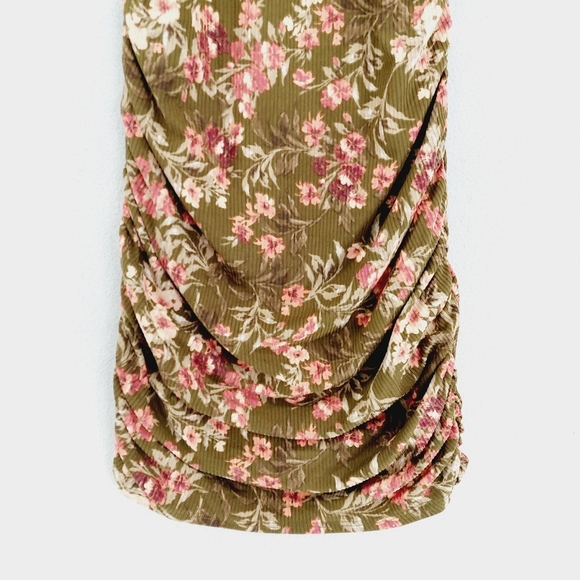 New Dresscode La Floral Print Bodycon Midi Dress P2629 - Picture 2 of 9